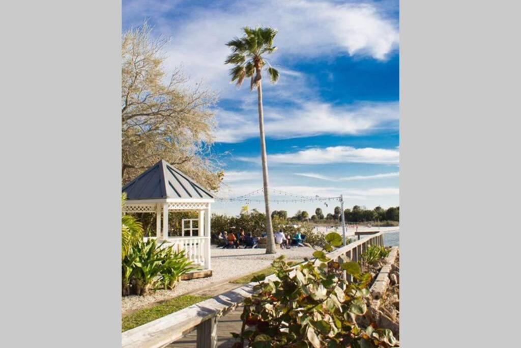 Riverview, Studio 507, Beach Steps Away!+Pool+Wifi 拉斯金 外观 照片